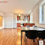 Pronajměte si 2 ložnic/e byt o rozloze 67 m² v Praha