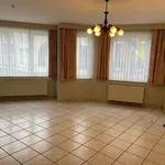 Rent 2 bedroom apartment in Halle