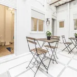 Rent 4 bedroom apartment in Valencia