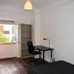 Rent a room in lisbon