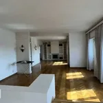 Affitto 5 camera appartamento di 198 m² in Rome