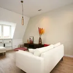 Huur 4 slaapkamer appartement van 100 m² in Den Haag