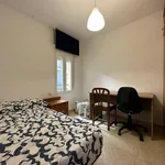 Alquilar 4 dormitorio apartamento en Granada