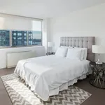 Rent 3 bedroom apartment of 1250 m² in Manhattan