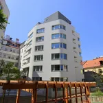 Pronajměte si 1 ložnic/e byt o rozloze 40 m² v Prague