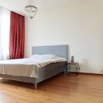 Huur 4 slaapkamer appartement van 137 m² in Den Haag