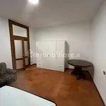 Affitto 5 camera appartamento di 130 m² in Siena