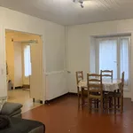 Maison de 87 m² avec 4 chambre(s) en location à Civray