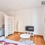 Rent 1 bedroom apartment of 30 m² in Saint-Denis