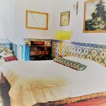 Rent a room in lisbon