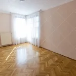 Rent 4 bedroom apartment of 220 m² in Budapest