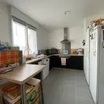 Rent 4 bedroom house of 77 m² in Péaule