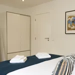 Alugar 2 quarto apartamento de 80 m² em Cascais