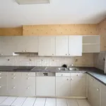 Rent 3 bedroom apartment in Braine-l'Alleud