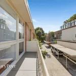 Rent 2 bedroom house in Caulfield North