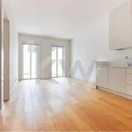 Rent 2 bedroom apartment of 61 m² in Lisbon