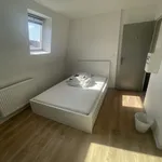 Rent 1 bedroom apartment of 16 m² in Roubaix