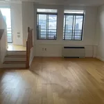 Rent 2 bedroom apartment in Manhattan