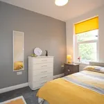 Rent 3 bedroom apartment in West Midlands