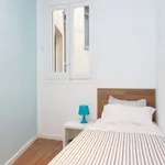 Rent a room of 140 m² in madrid