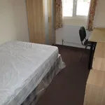 Rent 6 bedroom house in Reading