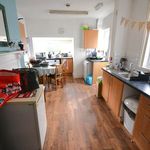 Rent 6 bedroom house in South West England