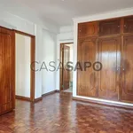 Rent 4 bedroom house of 200 m² in Lisbon