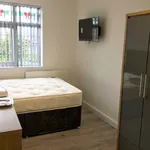 Rent 6 bedroom flat in Nottingham