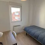 Rent a room of 70 m² in madrid