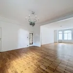 Huur 3 slaapkamer appartement in Ixelles