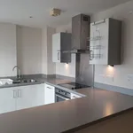 Rent 2 bedroom flat in Swansea