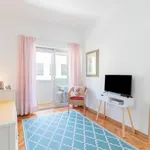 Rent 1 bedroom apartment in Lisbon