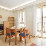 Rent 2 bedroom apartment of 753 m² in Valencia