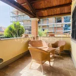 Rent 4 bedroom house of 100 m² in Roma