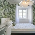 Rent a room in lisbon