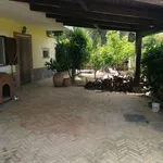 Villa arredata con terrazzo Rossano