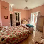 Rent 6 bedroom house of 222 m² in Capri