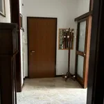 Rent 3 bedroom apartment of 110 m² in Padua