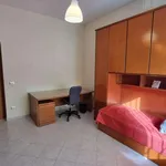 Rent a room in naples