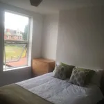 Rent 4 bedroom house in West Midlands