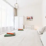 Pronajměte si 1 ložnic/e byt o rozloze 55 m² v Prague