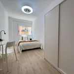 Rent 5 bedroom apartment in Valencia