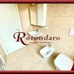 Rent 2 bedroom apartment of 60 m² in Milano