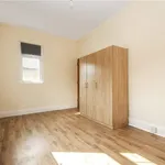 Rent 1 bedroom flat in Surrey