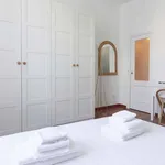 Rent 3 bedroom apartment in Milan