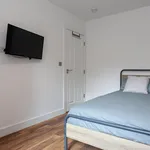 Rent 6 bedroom house in South West England