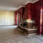 Rent 4 bedroom house of 150 m² in Giugliano in Campania