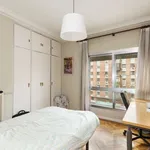 Rent a room of 160 m² in madrid