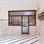 Rent 5 bedroom apartment of 130 m² in Napoli