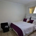 Rent 3 bedroom apartment of 96 m² in Gauteng